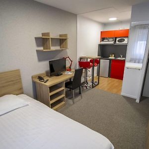 Studio met een King Size Bed